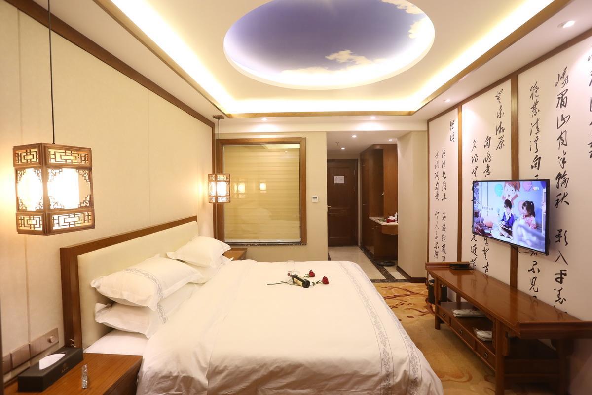 Mingshan Hotel Chengdu Zewnętrze zdjęcie