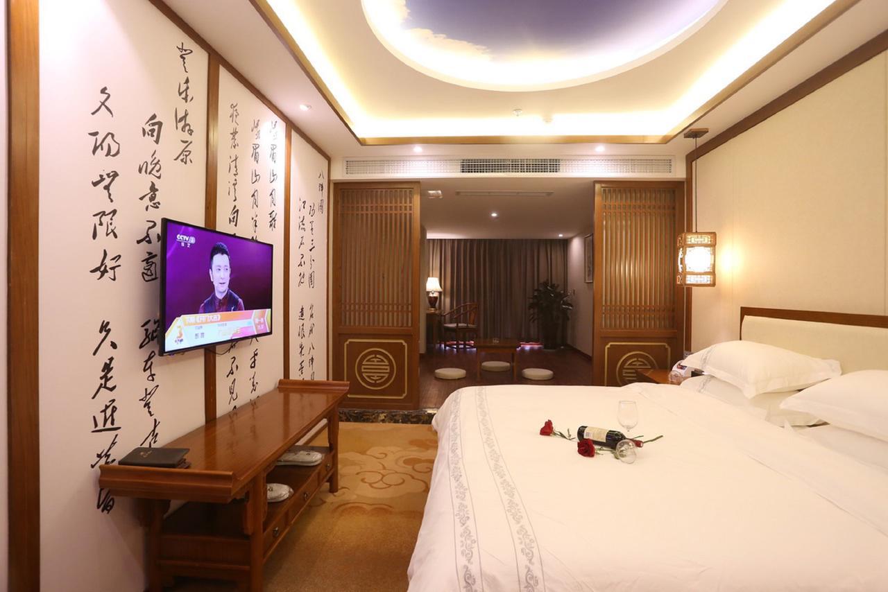 Mingshan Hotel Chengdu Zewnętrze zdjęcie