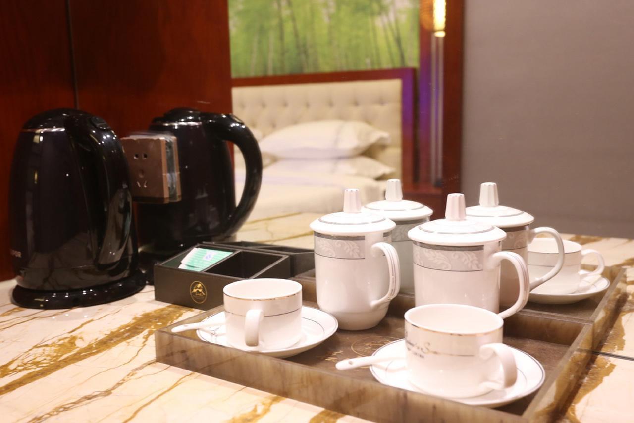 Mingshan Hotel Chengdu Zewnętrze zdjęcie