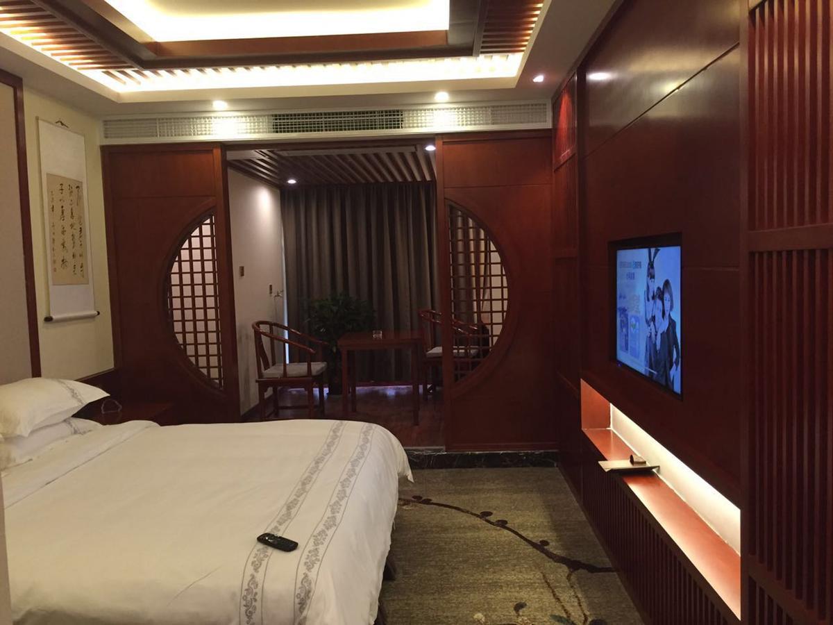 Mingshan Hotel Chengdu Zewnętrze zdjęcie