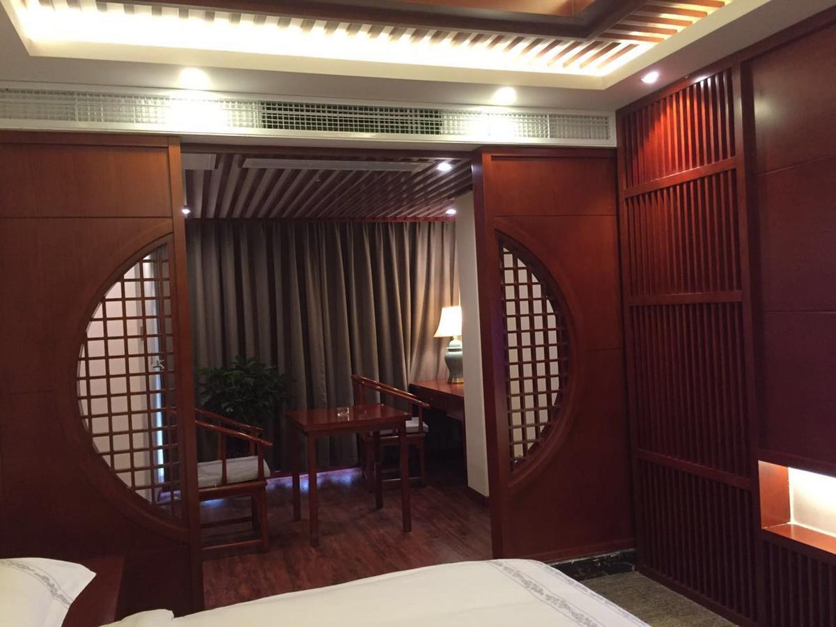 Mingshan Hotel Chengdu Zewnętrze zdjęcie