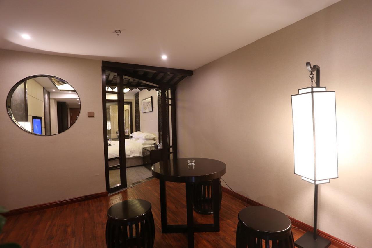 Mingshan Hotel Chengdu Zewnętrze zdjęcie