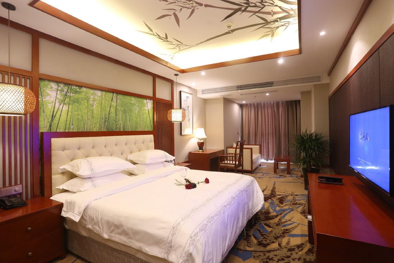 Mingshan Hotel Chengdu Zewnętrze zdjęcie