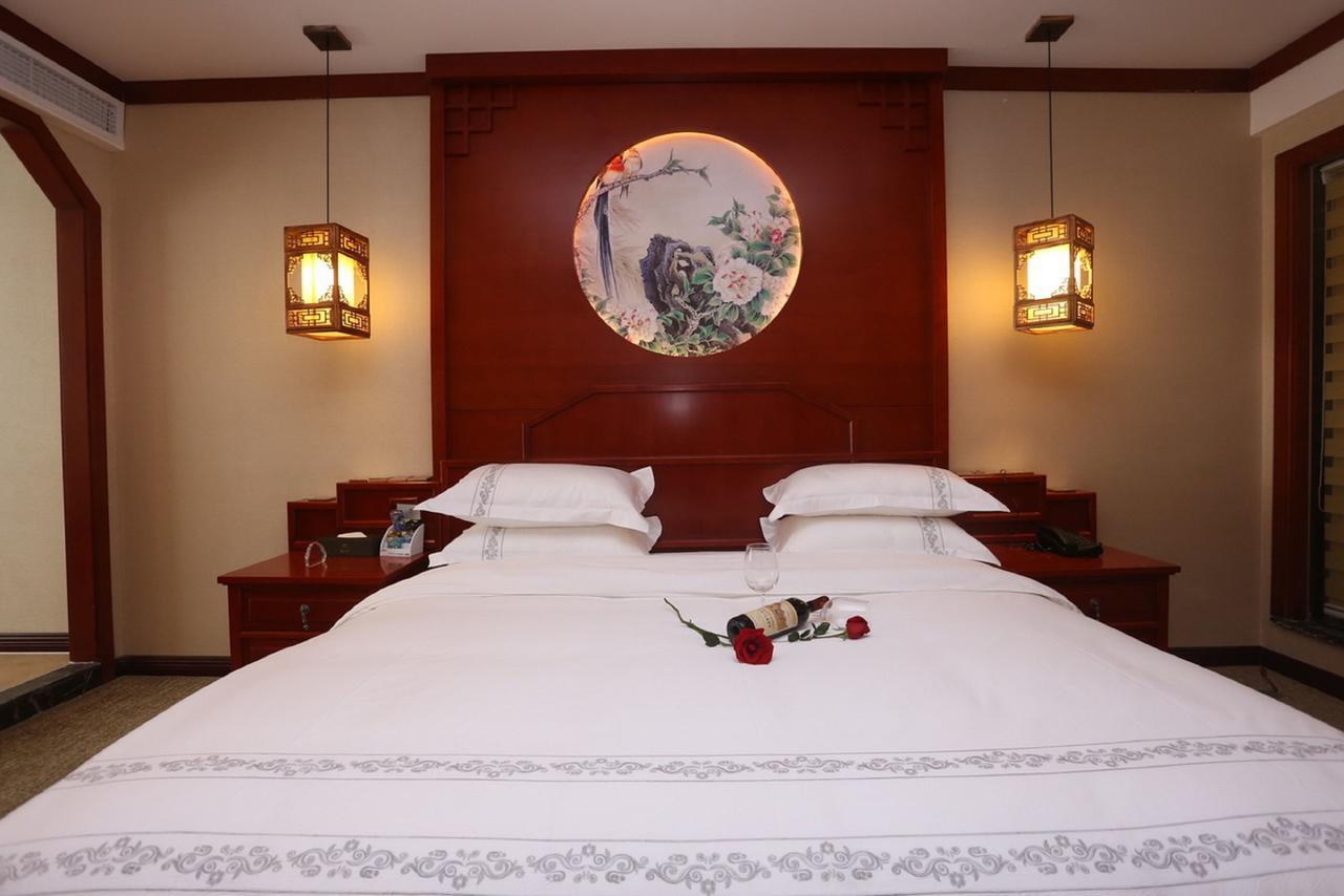 Mingshan Hotel Chengdu Zewnętrze zdjęcie